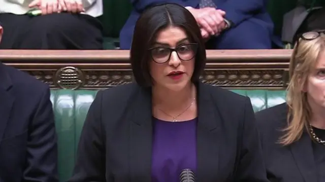Wasiirka Arrimaha Gudaha Britain Shabana Mahmood