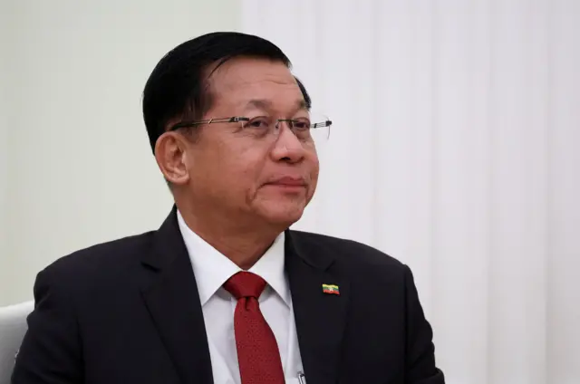 ၂၀၂၅ ခုနှစ်၊ ရုရှား ခရီးစဉ်မှာမြင်တွေ့ရတဲ့ဦးမင်းအောင်လှိုင်