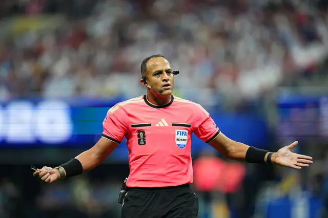Seminfinal da Copa 2026 entre Inglaterra e Argentina