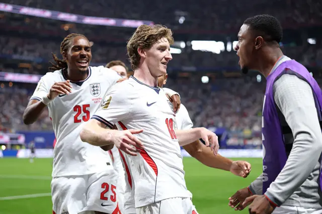 Gordon faz gol para Inglaterra na semifinal da Copa 2026