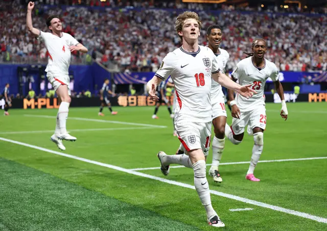 Gordon faz gol para Inglaterra na semifinal da Copa 2026