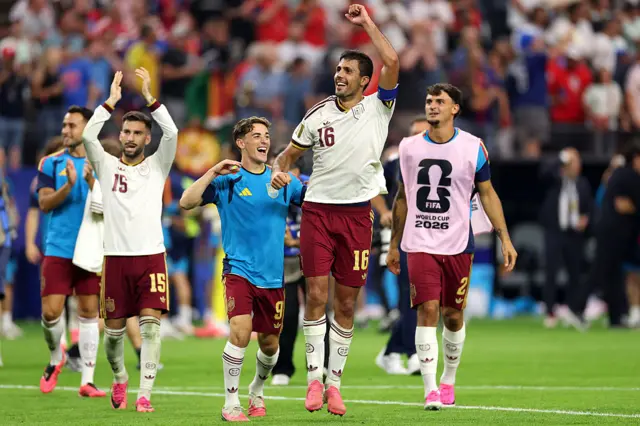 Jugadores españoles celebran