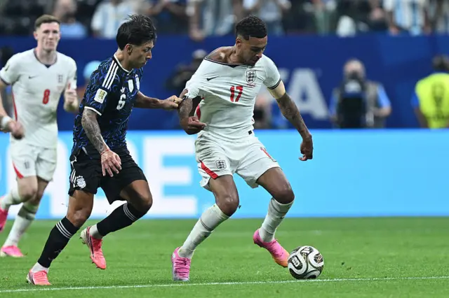 Semifinal da Copa 2026 entre Inglaterra e Argentina
