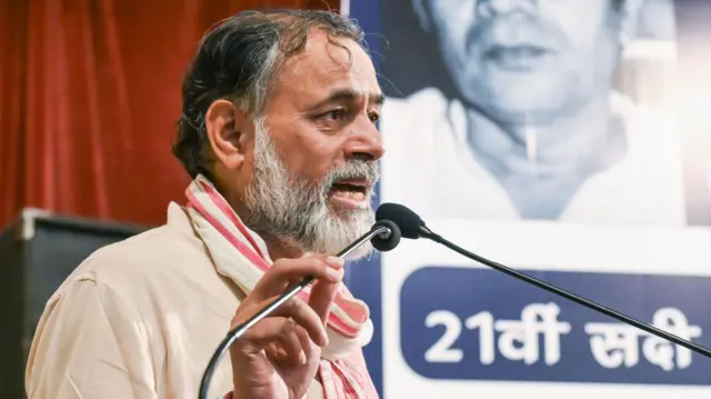योगेंद्र यादव