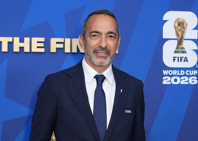 Fransız eski millî futbolcu Youri Djorkaeff. Eski forvet, Fransa formasıyla 1998 FIFA Dünya Kupası ve Euro 2000'de şampiyonluk yaşadı