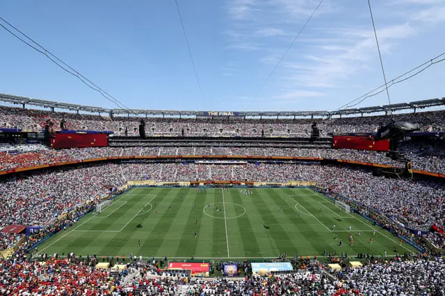 Estádio lotado