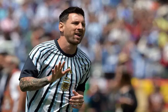 Messi en el calentamiento
