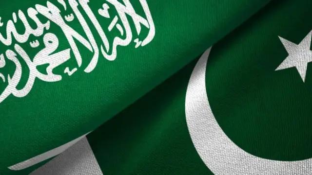 Sacuudiga iyo Pakistan oo kala saxiixday heshiis iskaashi amni