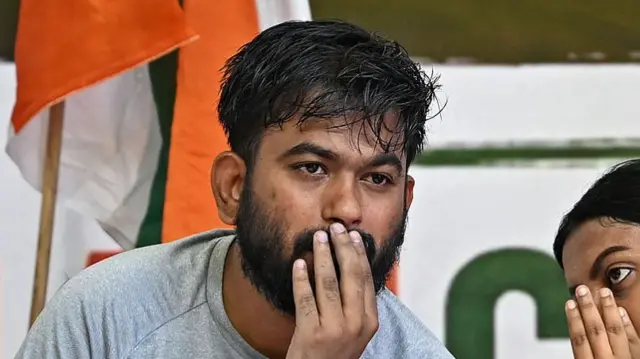 अभिजीत दीपके