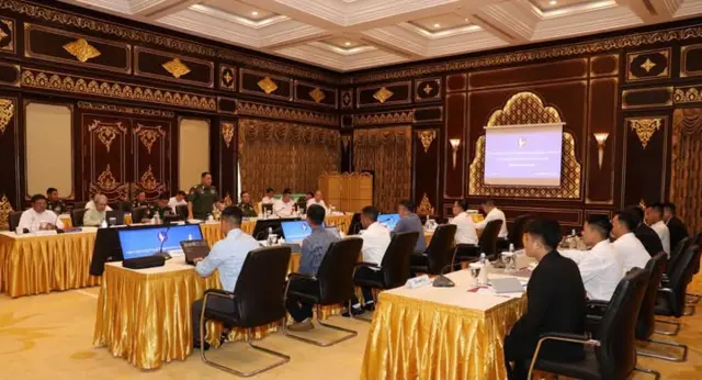 ဇူလိုင် ၁၉ ရက်၊ နေပြည်တော်၊ ရွှေစံအိမ်ဟိုတယ်မှာ NSPNC နဲ့ TNLA တို့ ဆွေးနွေးပွဲ မြင်ကွင်း