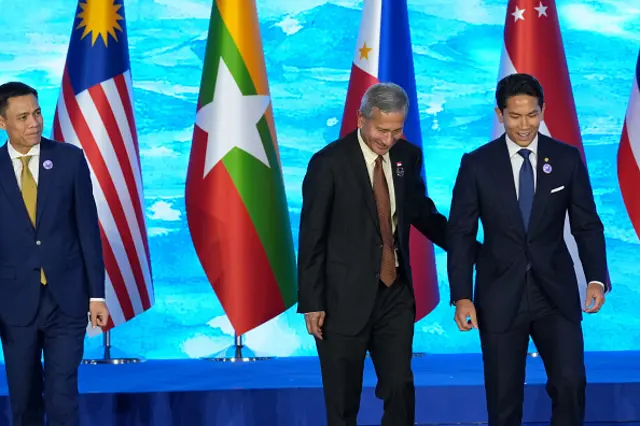 မနီလာမြို့က အစည်းအဝေးပွဲကို ဘရူနိုင်း တော်ဝင်မင်းသား မာတင်းက နိုင်ငံခြားရေးဝန်ကြီးအဖြစ်တက်ရောက်