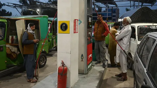 पेट्रोल पंप