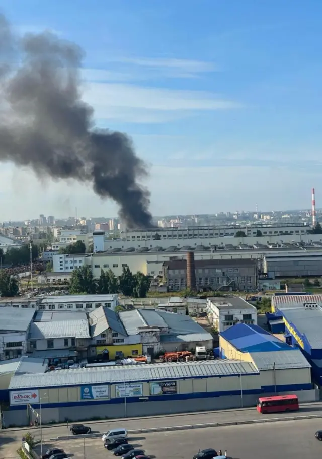 На фото, предположительно, последствия атаки на Киров