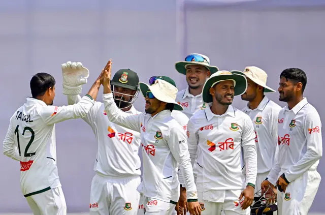 টেস্ট দল