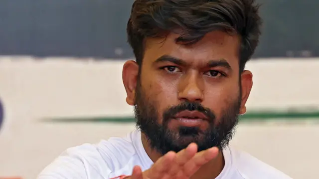 अभिजीत दीपके