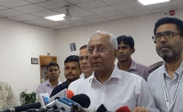 নির্বাচন কমিশনের সিনিয়র সচিব আখতার আহমেদ