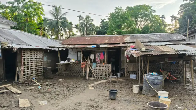 असम बाढ़