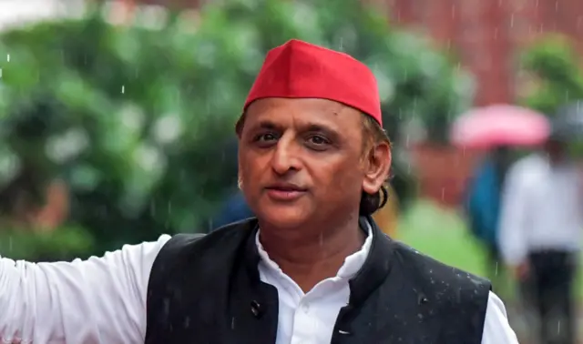 अख़िलेश यादव
