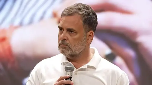 राहुल गांधी