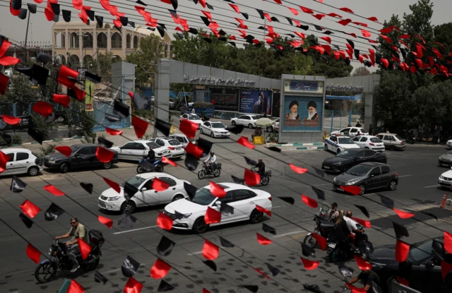 መኪናዎች