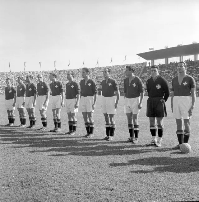 منتخب سويسرا في مونديال 1954