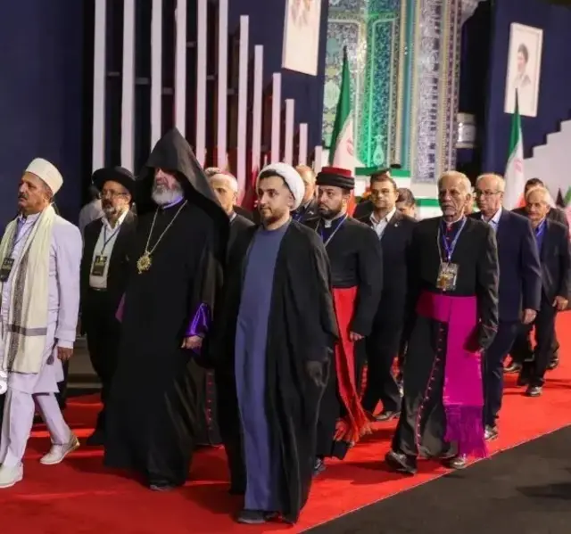 Abitabiriye umuhango wa gushyingura Ayatollah Alli Khamenei