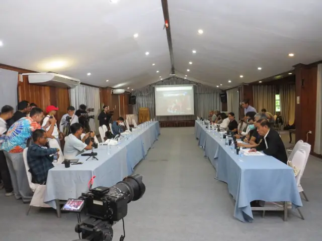 ဇူလိုင် ၃၀ ရက် ထိုင်း၊ မဲဆောက်မြို့မှာ ကျင်းပခဲ့တဲ့ ဘုံနိုင်ငံရေး သဘောတူညီချက် ပထမမူကြမ်း အခမ်းအနား