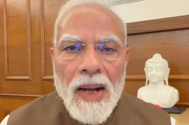 नरेंद्र मोदी
