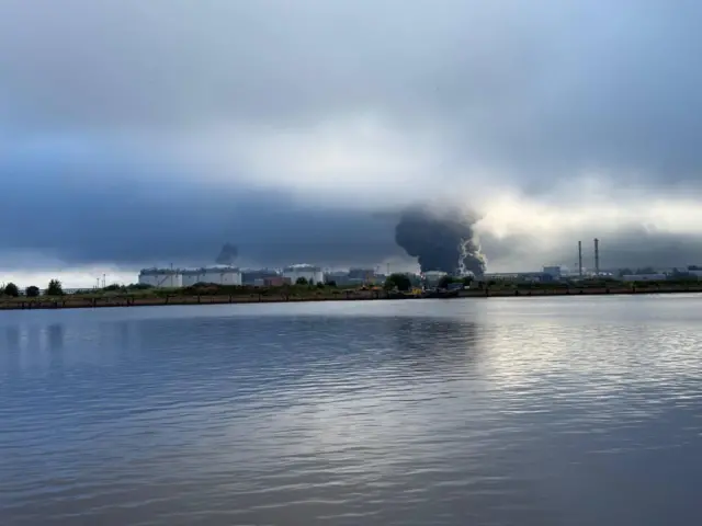 Пожар на нефтяном терминале