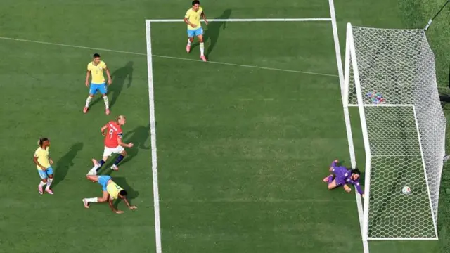 Jogo entre Brasil e Noruega
