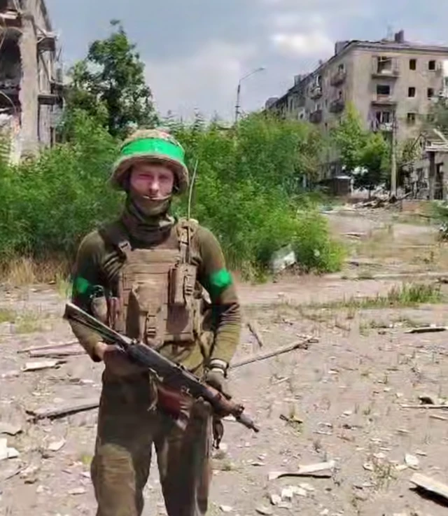 Украинский военный в Константиновке