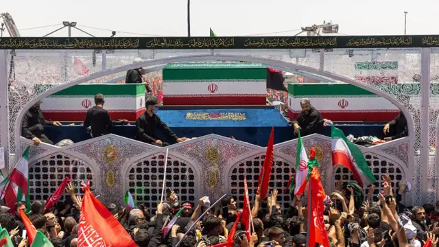 Jana'izar Khamenei