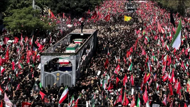 علی خامنہ ای کا جنازہ