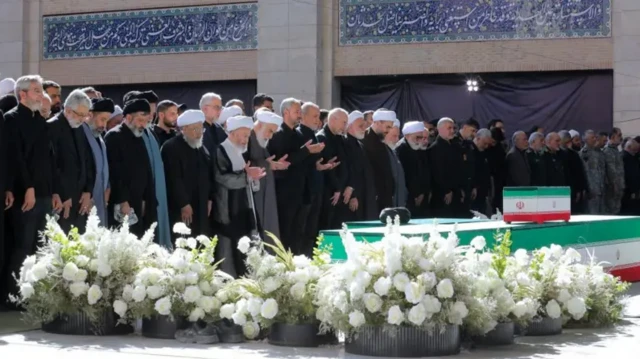 علی خامنہ ای کا جنازہ