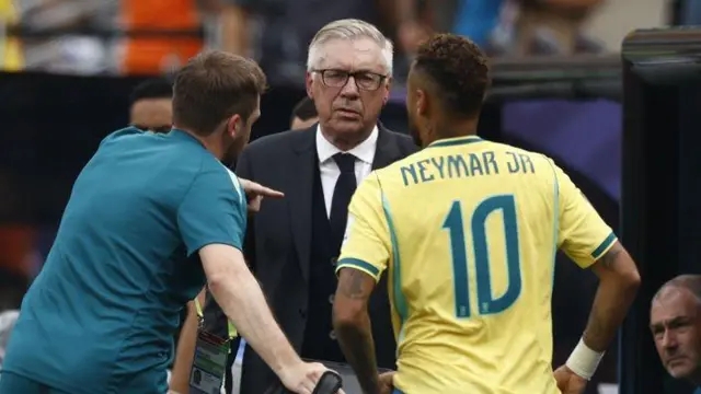 Neymar e Ancelotti