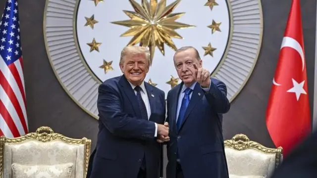 Tiraamp fi Erdogan