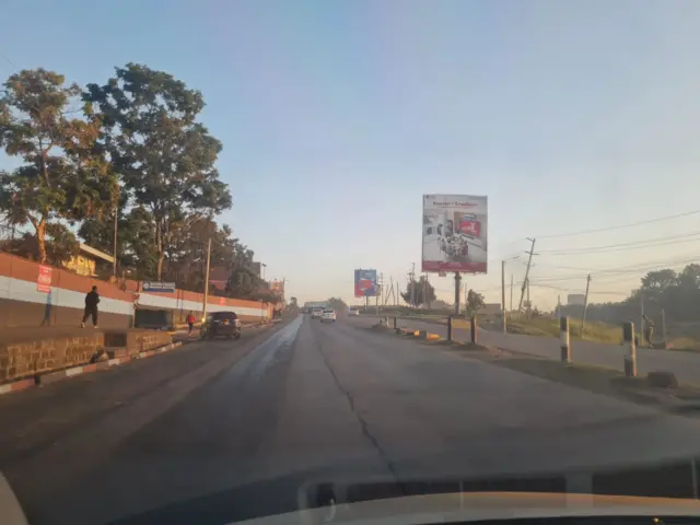 Barabara ikiwa haina shughuli nyingi leo