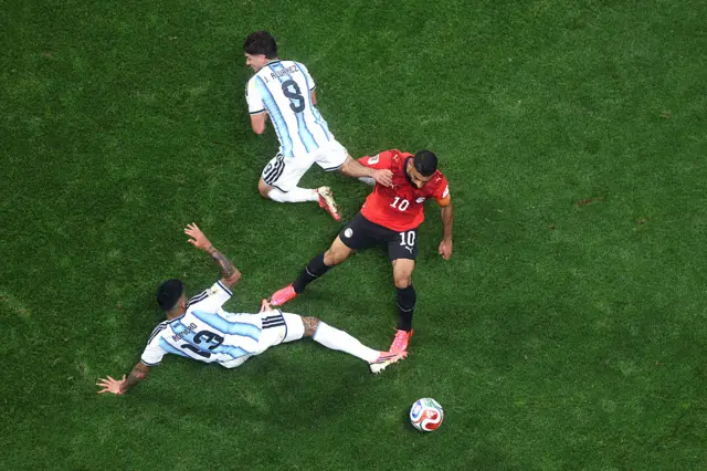 Mohamed Salah, Julián Álvarez y Cristian Romero