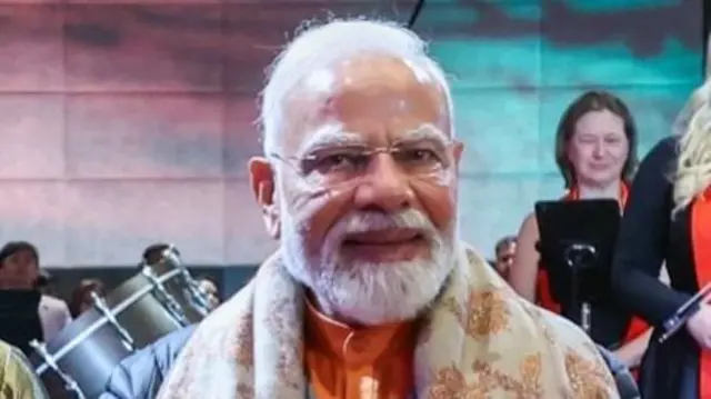 मोदी