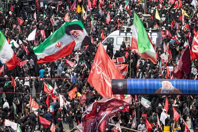 حشود في تشييع علي خامنئي في النجف 9 يوليو/تموز 2026