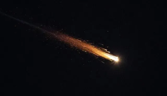 በሰማይ ላይ የሚታይ ተወንጫፊ
