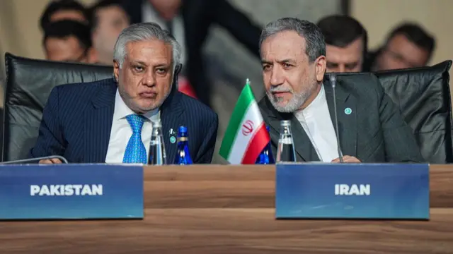 اسحاق ڈار، عباس عراقچی
