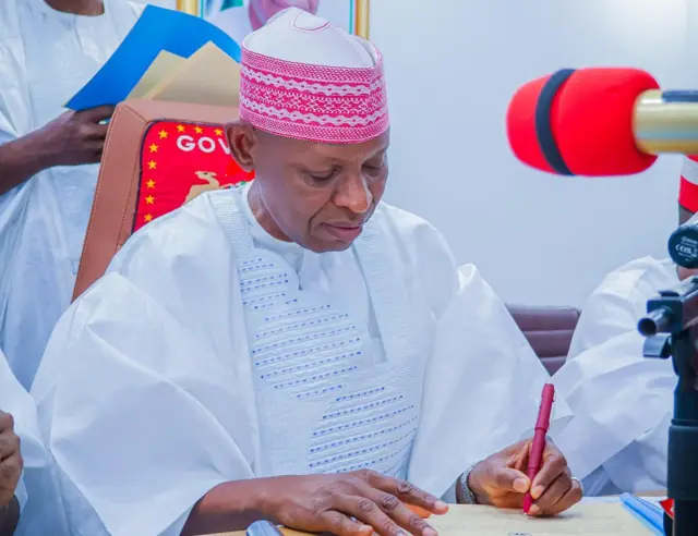 Gwamnatin Kano ta ƙara wa malaman jami'a albashi