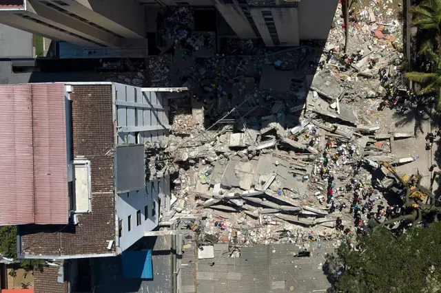 Un edificio colapsado en Cali.