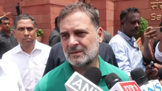 राहुल गांधी