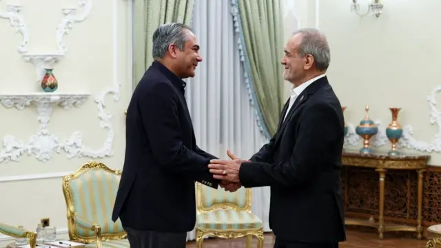 محسن نقوی، مسعود پزشکیان