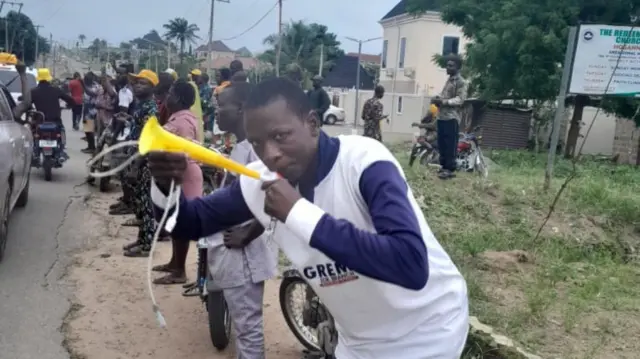 Crowds tun up for streets to celebrate Adeleke re-election