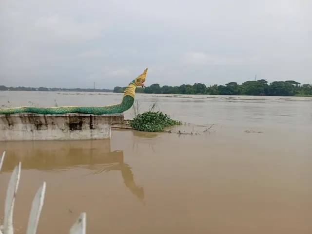 သြဂုတ်လ ၁၆ ရက်တုန်းက မြင်တွေ့ရတဲ့မအူပင်မြို့က တိုးမြစ်အခြေအနေ