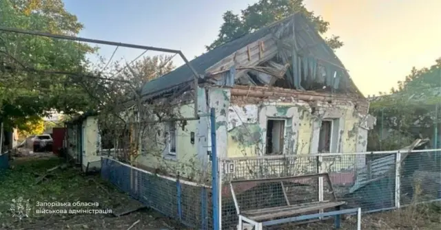 Пострадавший при обстреле частный жилой дом