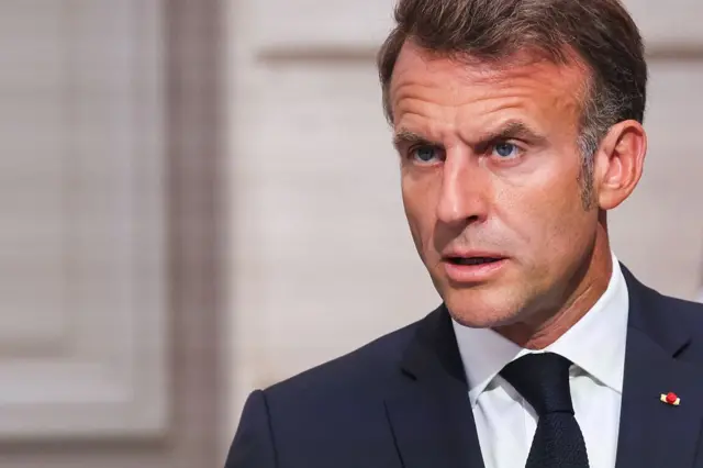 MACRON